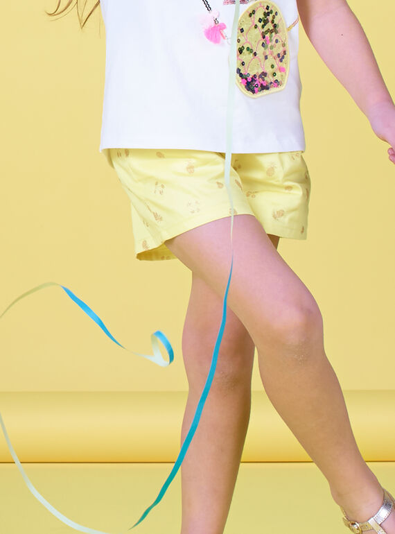 Gelbe Shorts mit paillettenbesetztem Fruchtdruck LAJAUSHORT / 21S901O1SHO116